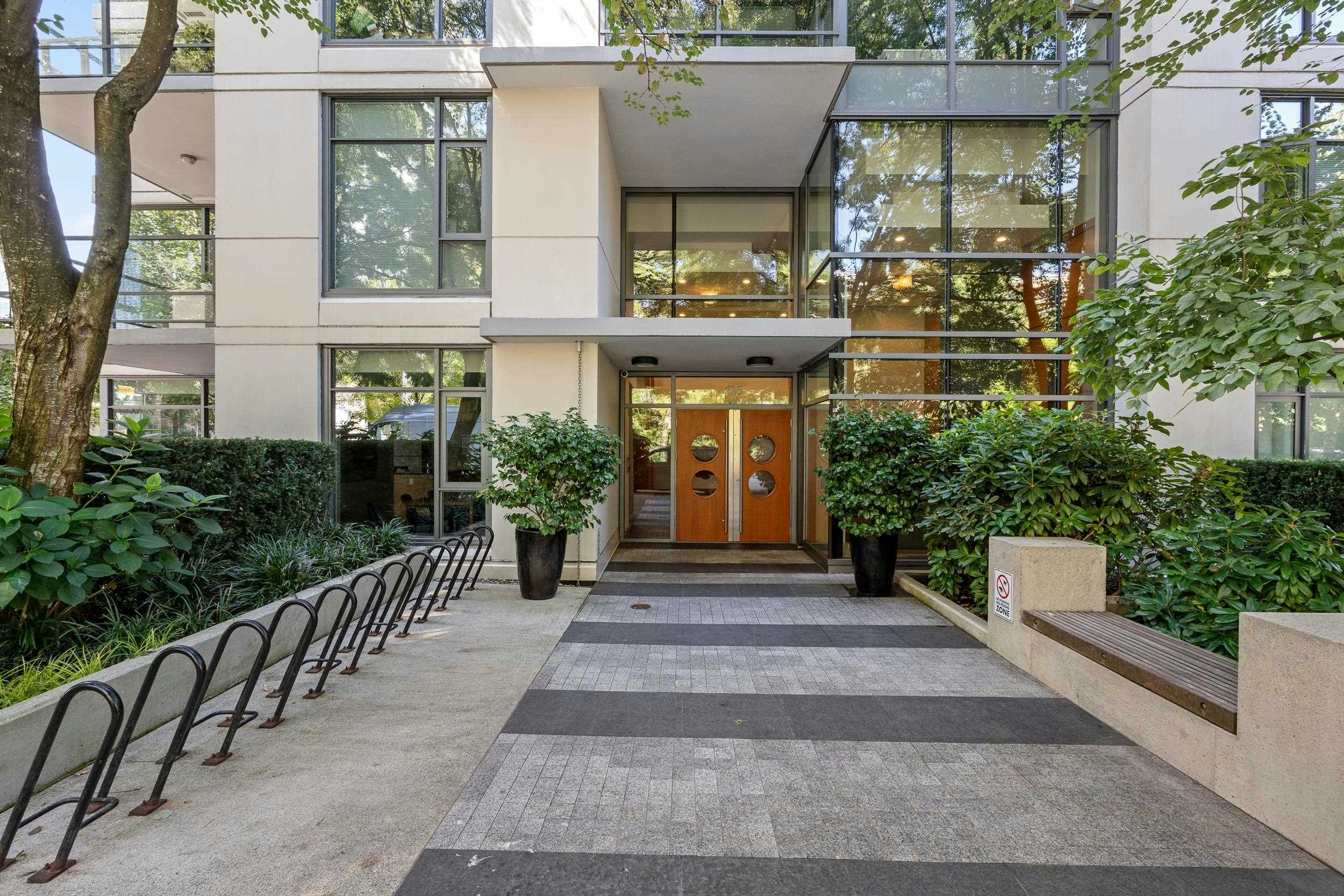 205-135 W 2nd Street, North Vancouver, BC, V7M 0C5