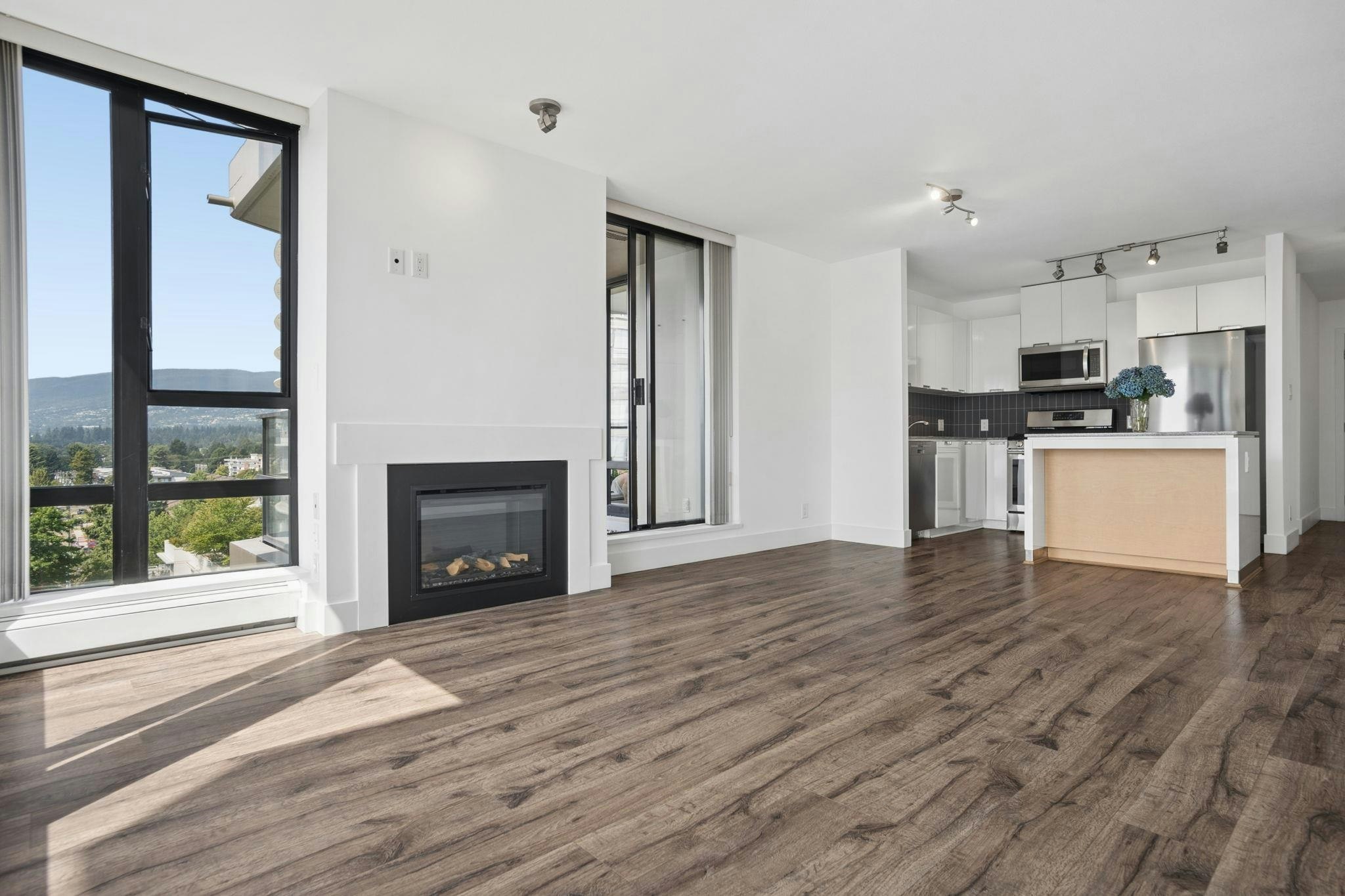 903-151 W 2nd Street, North Vancouver, BC, V7M 3P1 - 6