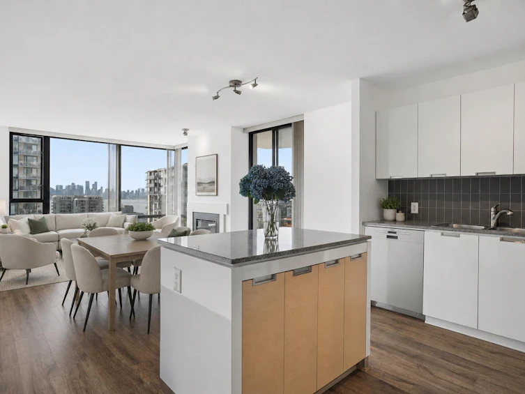 903-151 W 2nd Street, North Vancouver, BC, V7M 3P1