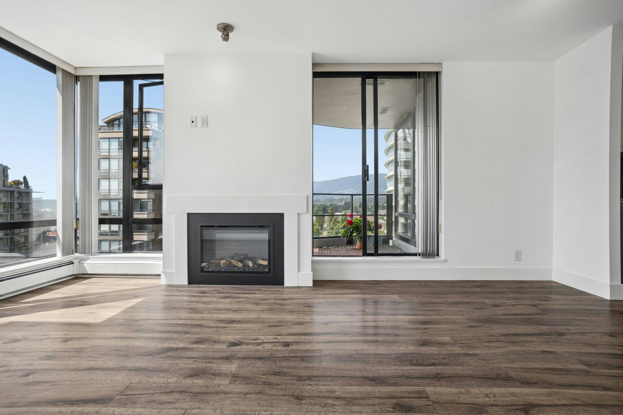 903-151 W 2nd Street, North Vancouver, BC, V7M 3P1 - 10