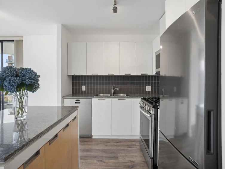 903-151 W 2nd Street, North Vancouver, BC, V7M 3P1 - 9