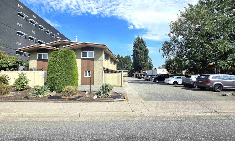 11-2048 Mccallum Road