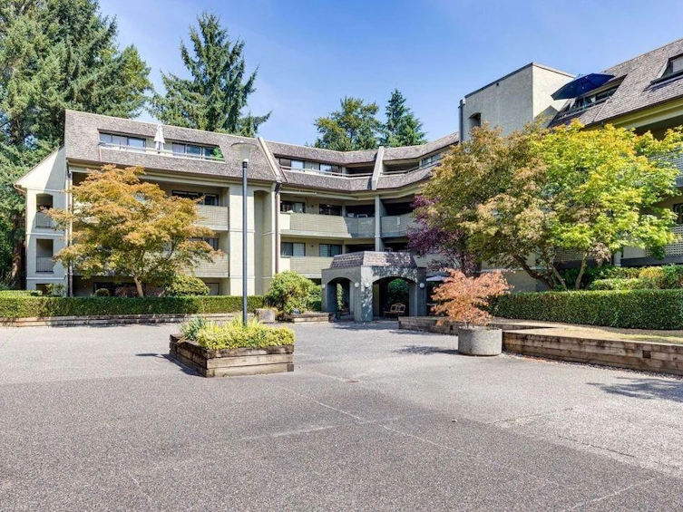 404-1210 Pacific Street, Coquitlam, BC, V3B 6K3