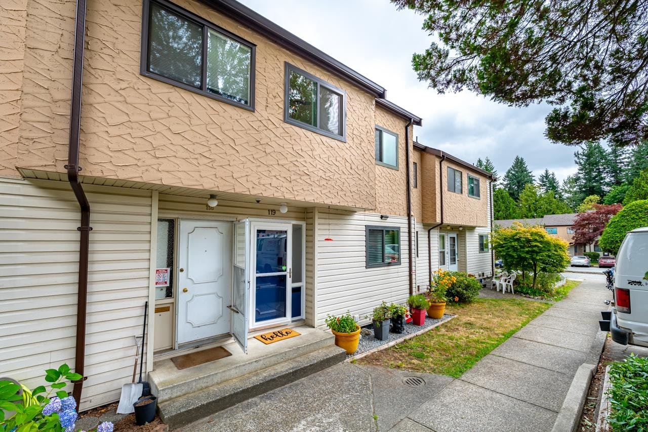 119-511 Gatensbury Street, Coquitlam, BC, V3J 5E7