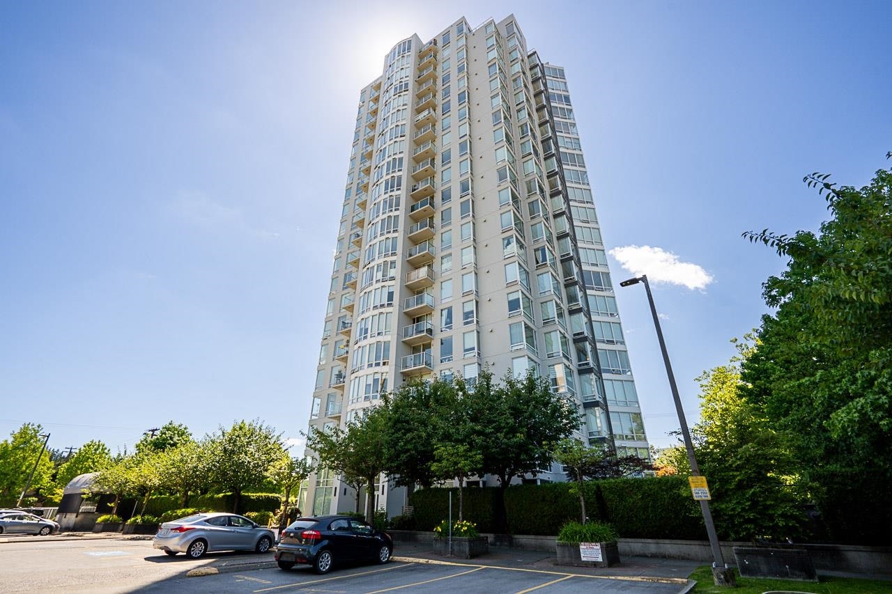 1102-14820 104 Avenue, Surrey, BC, V3R 0V9