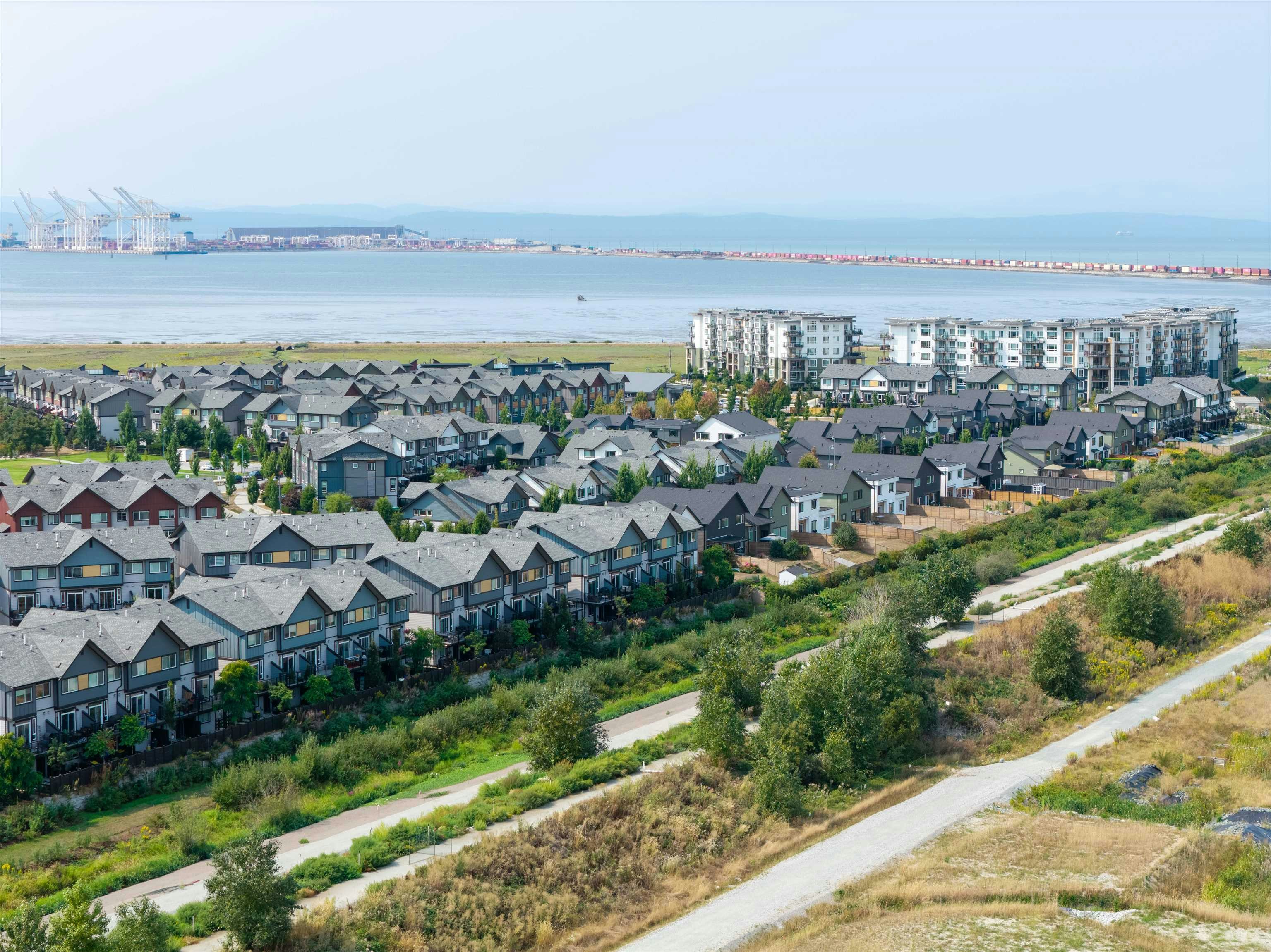 32-4375 Cormorant Way, Delta, BC, V4M 0G3 - 32