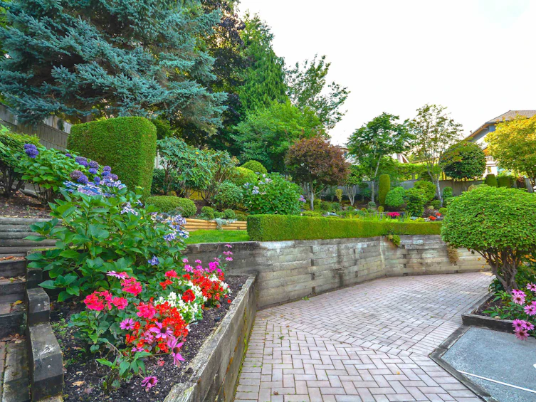 4704 Stahaken Place, Delta, BC, V4M 4B3 - 4