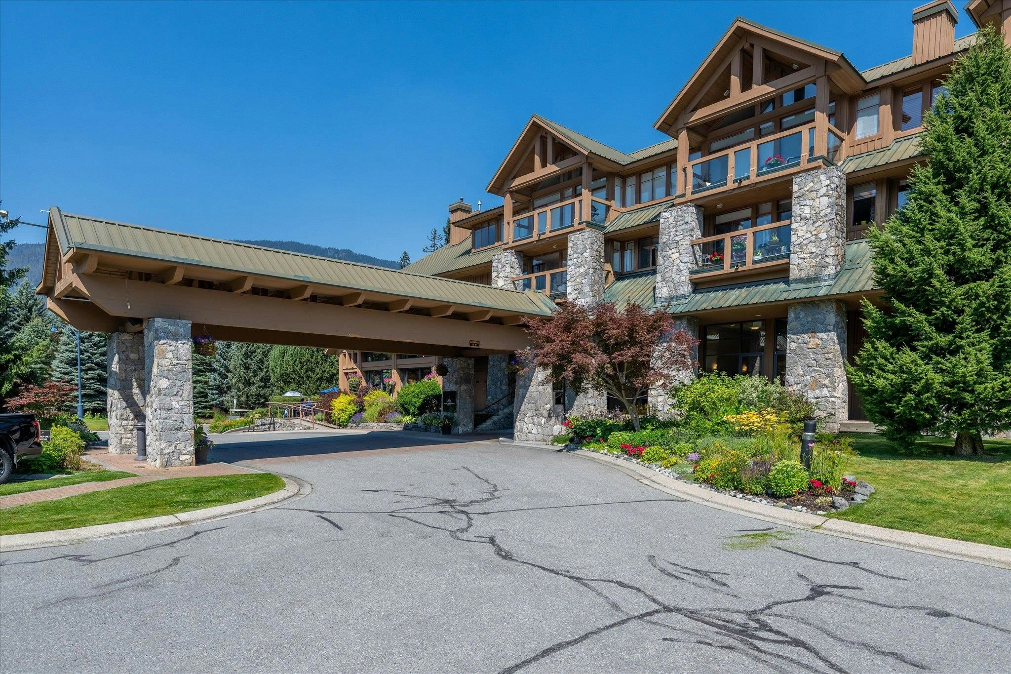 201-8080 Nicklaus North Boulevard, Whistler, BC, V8E 1J7