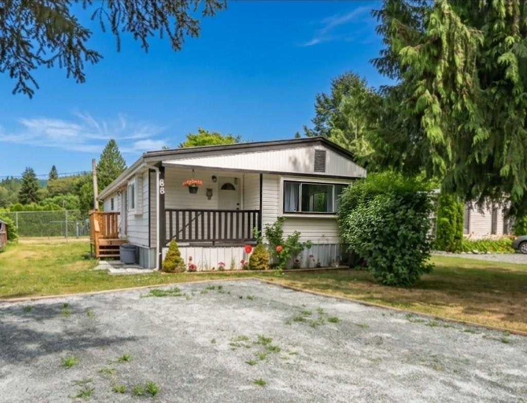 68-3942 Columbia Valley Road, Cultus Lake, BC, V2R 5B1 - 2