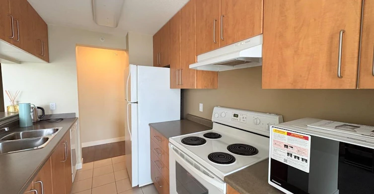 1905-5380 Oben Street, Vancouver, BC, V5R 6H7 - 5