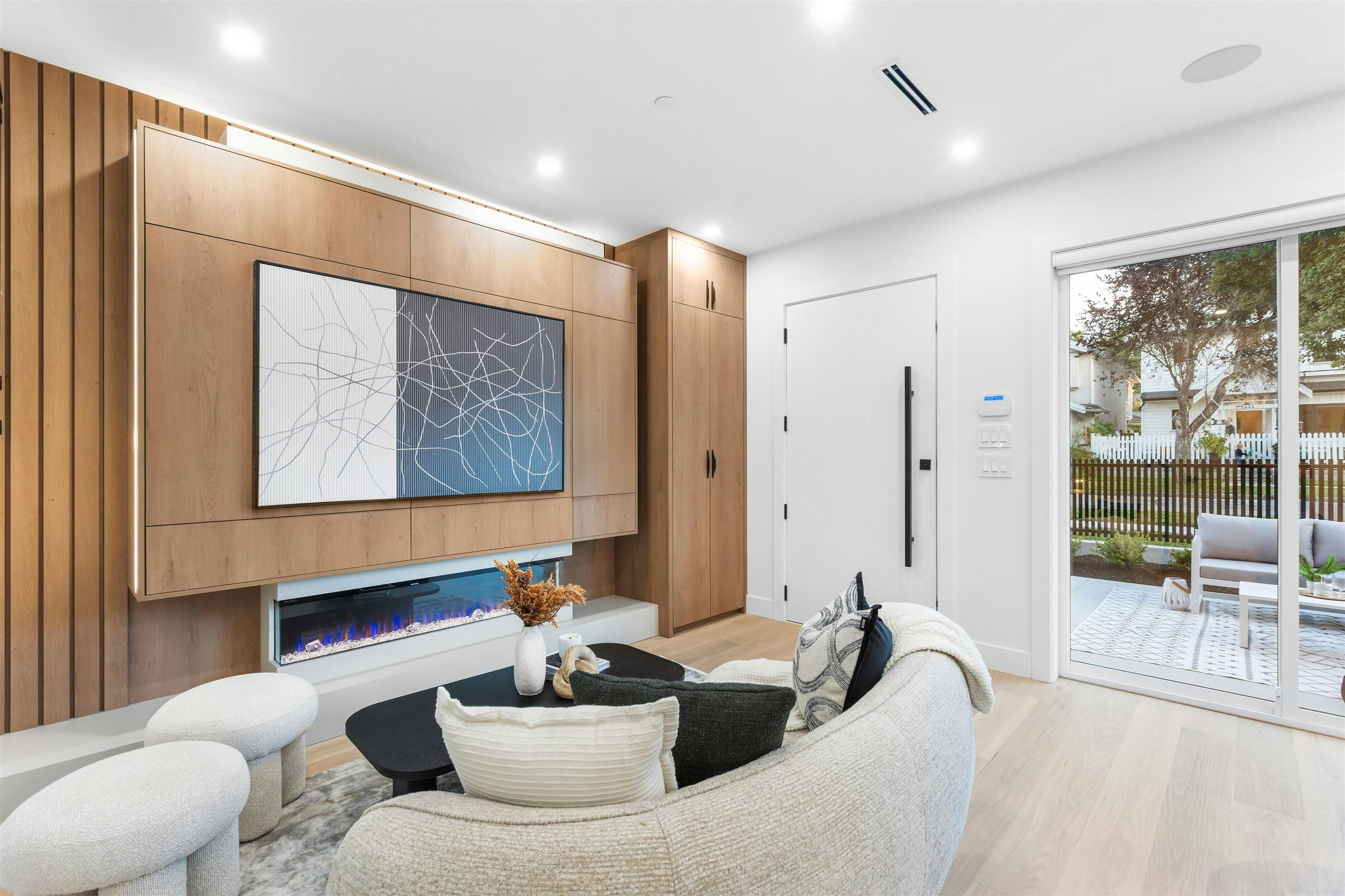 1-2435 Napier Street - 2
