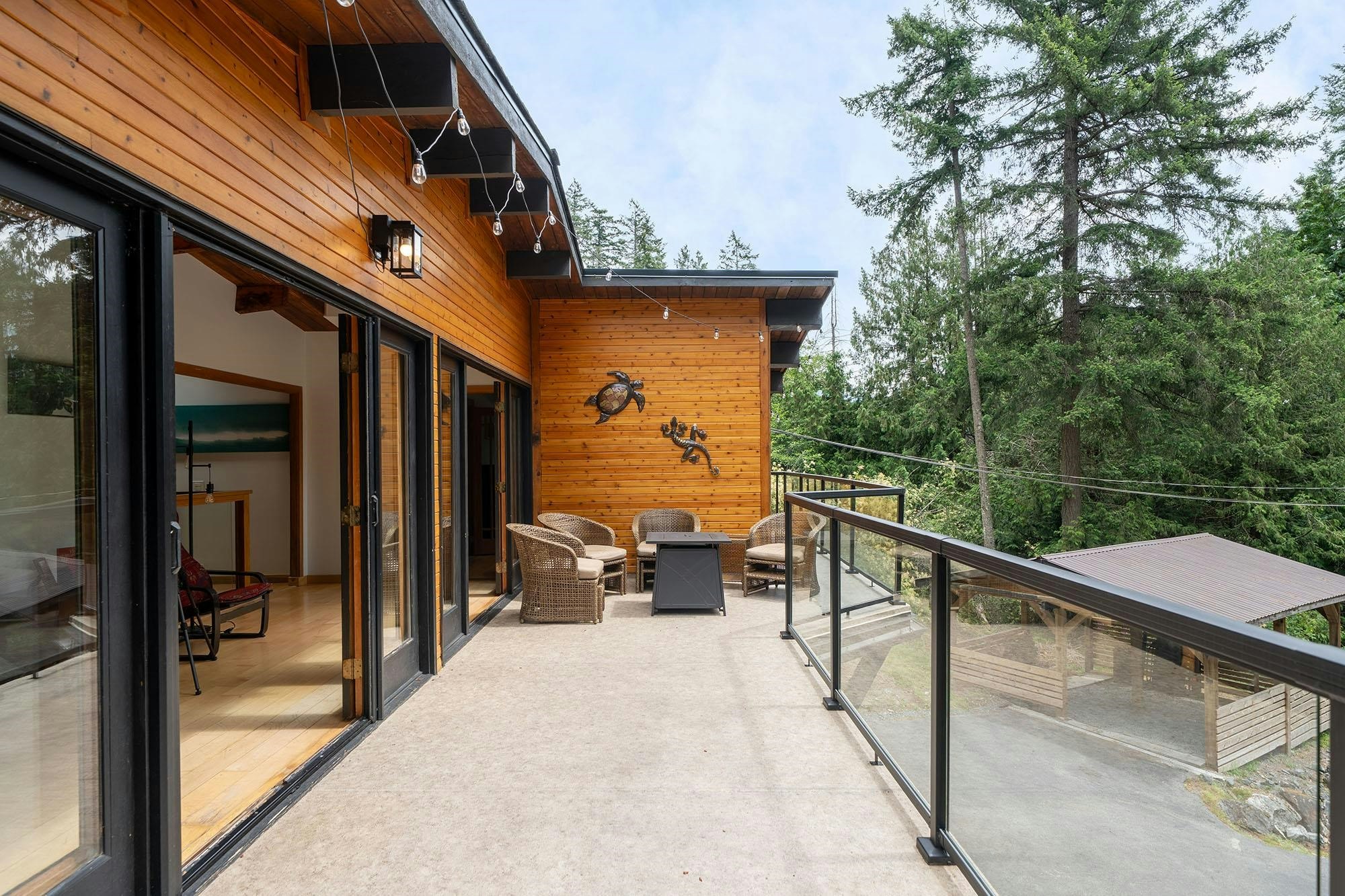 1222 Miller Road, Bowen Island, BC, V0N 1G1 - 4