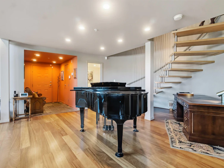 601-2525 Quebec Street, Vancouver, BC, V5T 4R5 - 6