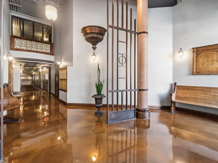 601-2525 Quebec Street, Vancouver, BC, V5T 4R5 - 4