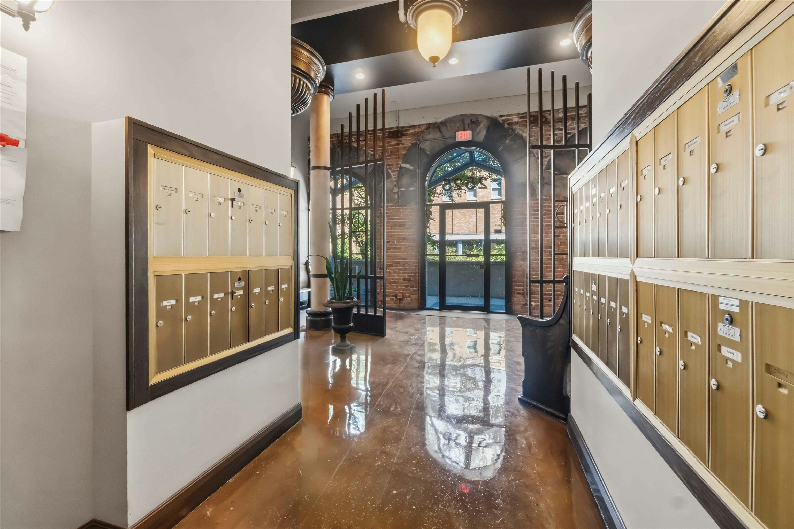 601-2525 Quebec Street, Vancouver, BC, V5T 4R5 - 34