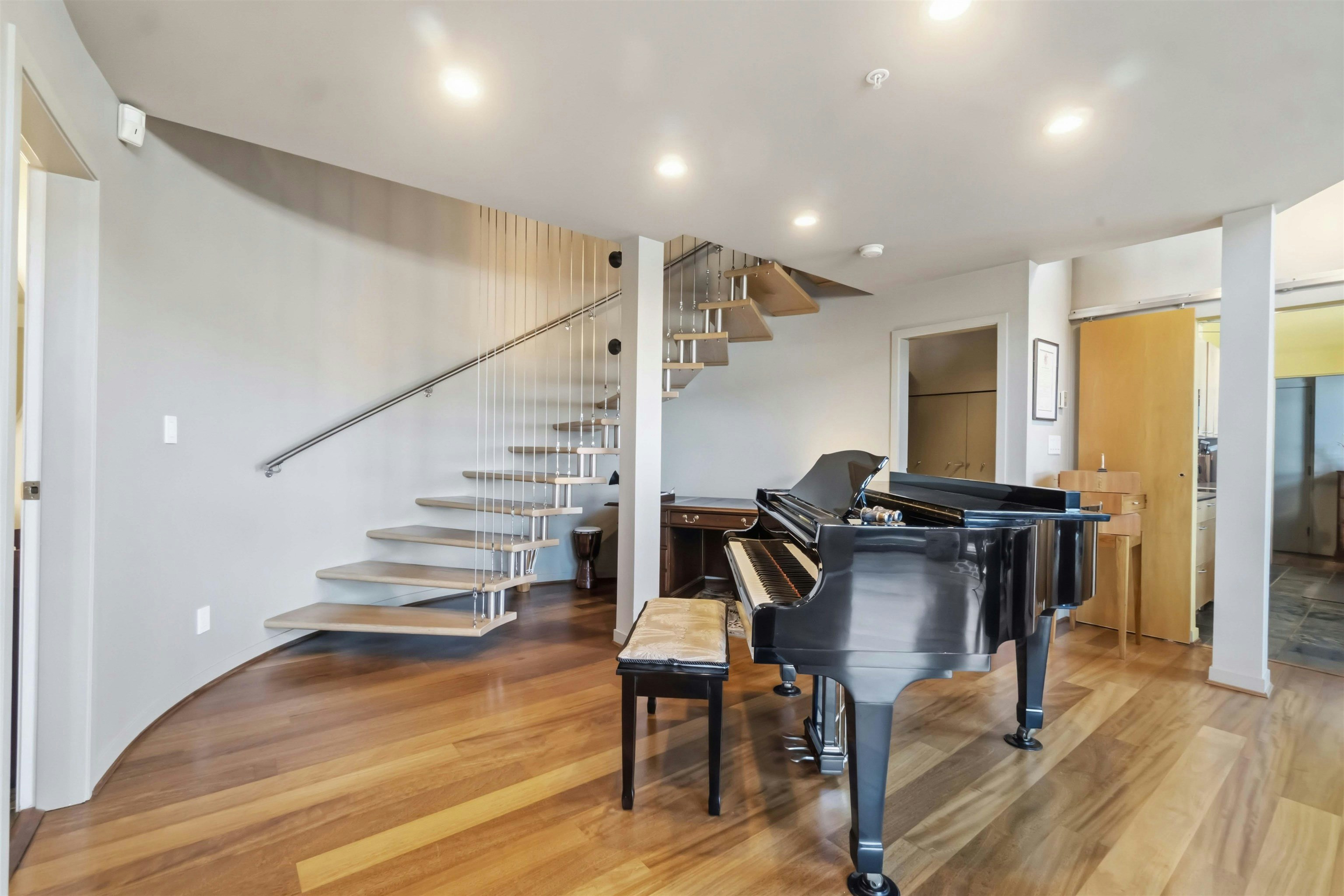 601-2525 Quebec Street, Vancouver, BC, V5T 4R5 - 7