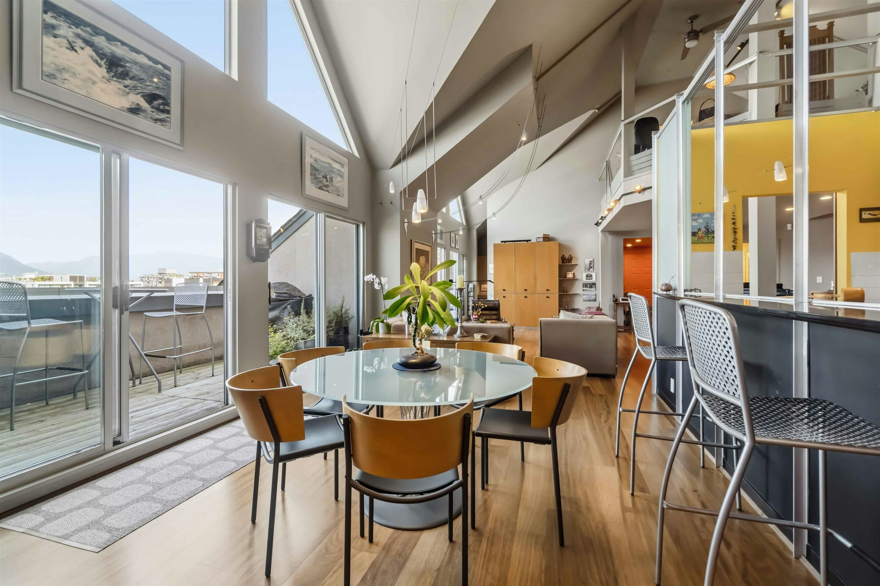 601-2525 Quebec Street, Vancouver, BC, V5T 4R5 - 15