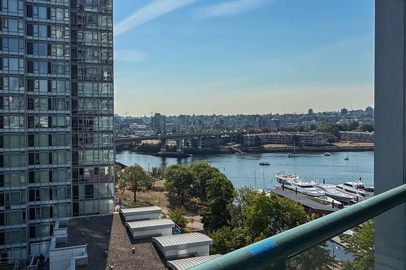 1101-1067 Marinaside Crescent, Vancouver, BC, V6Z 3A4 - 17