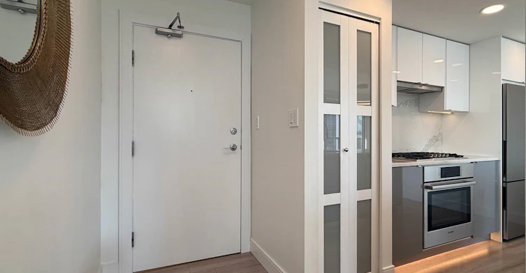 1101-1067 Marinaside Crescent, Vancouver, BC, V6Z 3A4 - 6