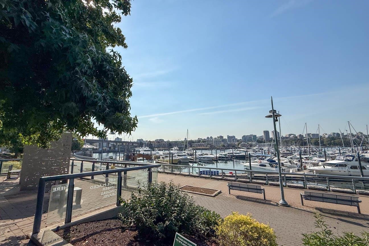 1101-1067 Marinaside Crescent, Vancouver, BC, V6Z 3A4 - 5