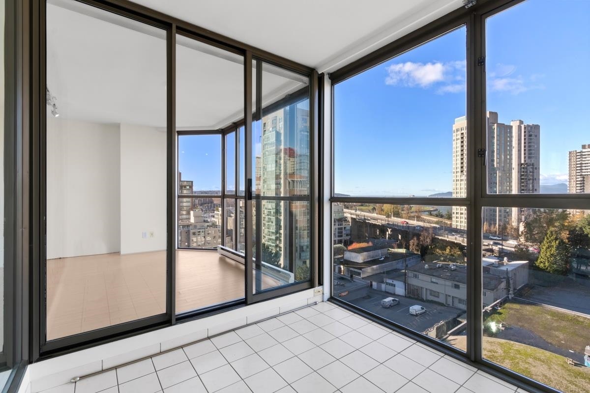 1007-888 Pacific Street - 4
