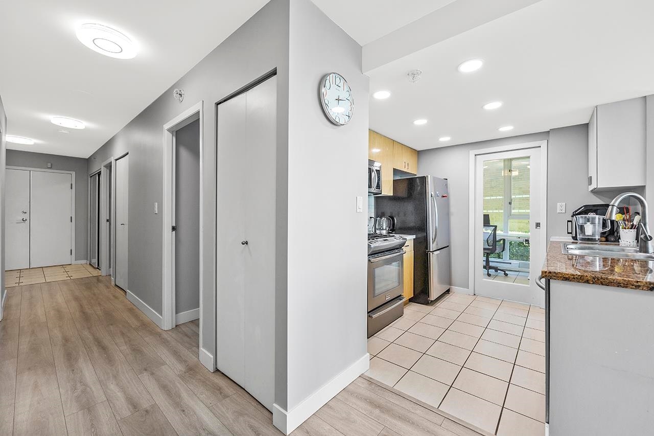 1067 Marinaside Crescent, Vancouver, BC, V6Z 3A4 - 16