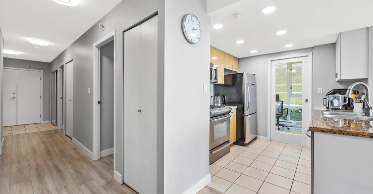 1067 Marinaside Crescent, Vancouver, BC, V6Z 3A4 - 16