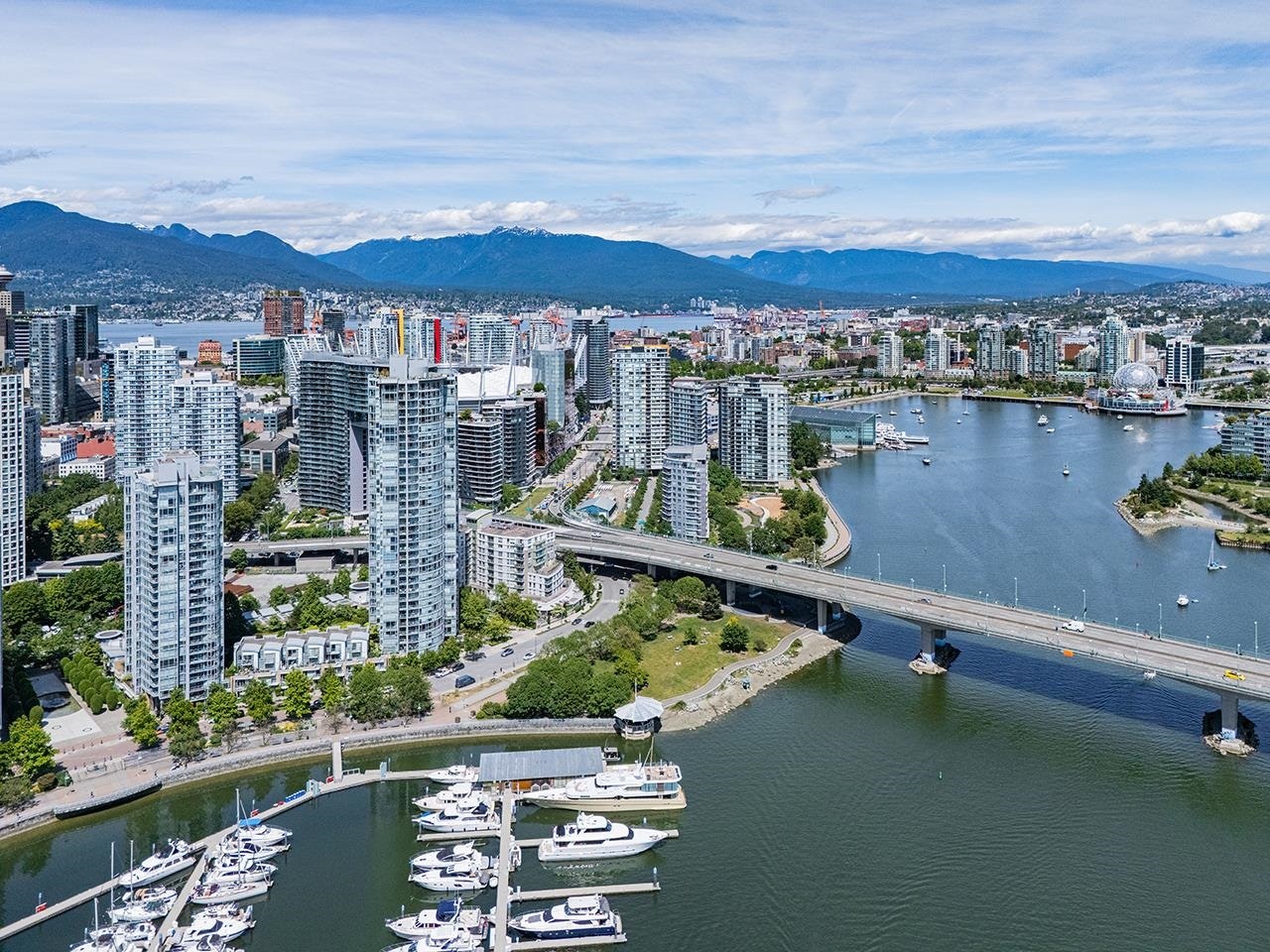 1067 Marinaside Crescent, Vancouver, BC, V6Z 3A4 - 4