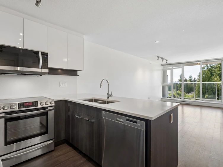 603-958 Ridgeway Avenue, Coquitlam, BC, V3K 0C5 - 7