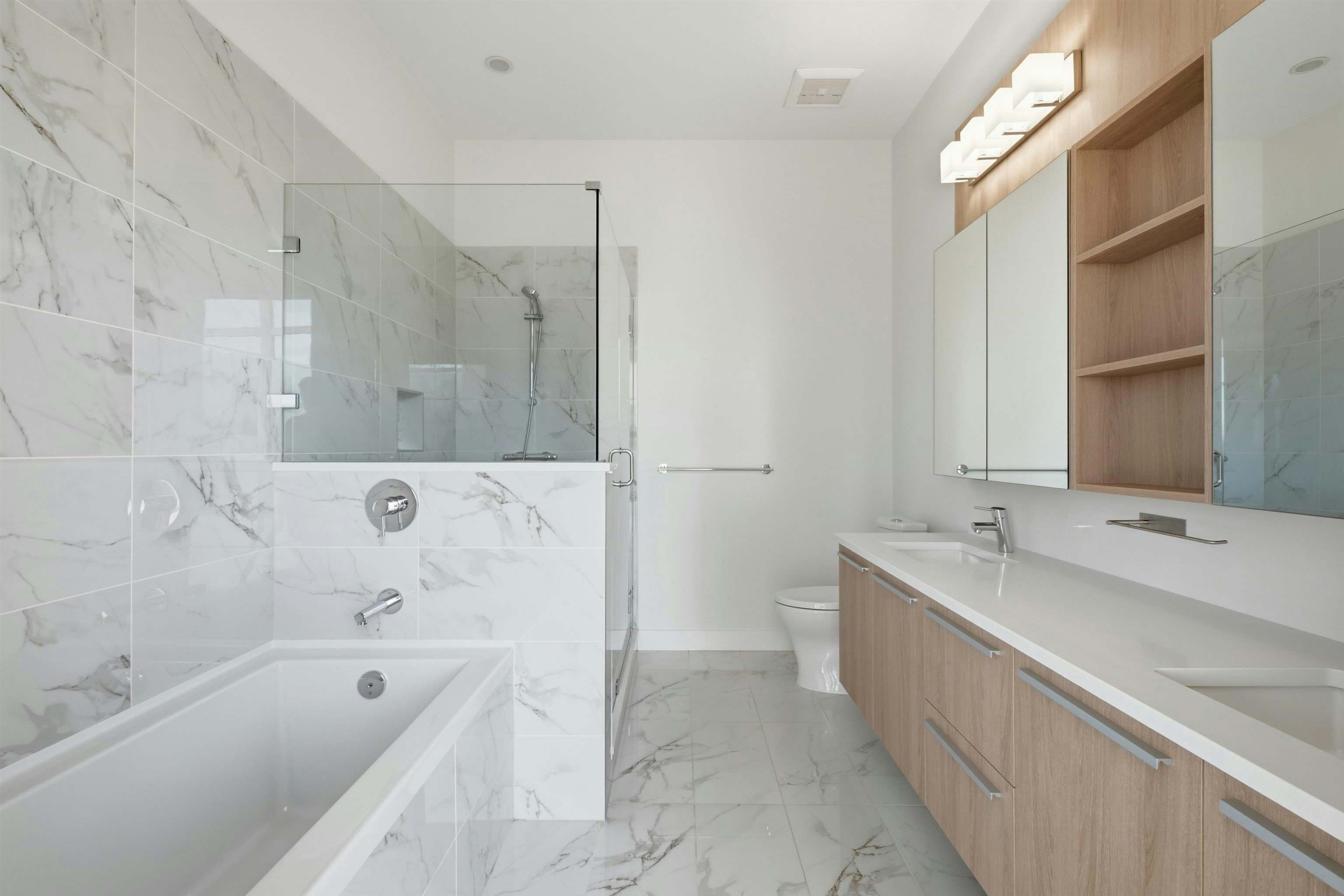PH 504-1295 Conifer Street, North Vancouver, BC, V7J 0B4 - 9