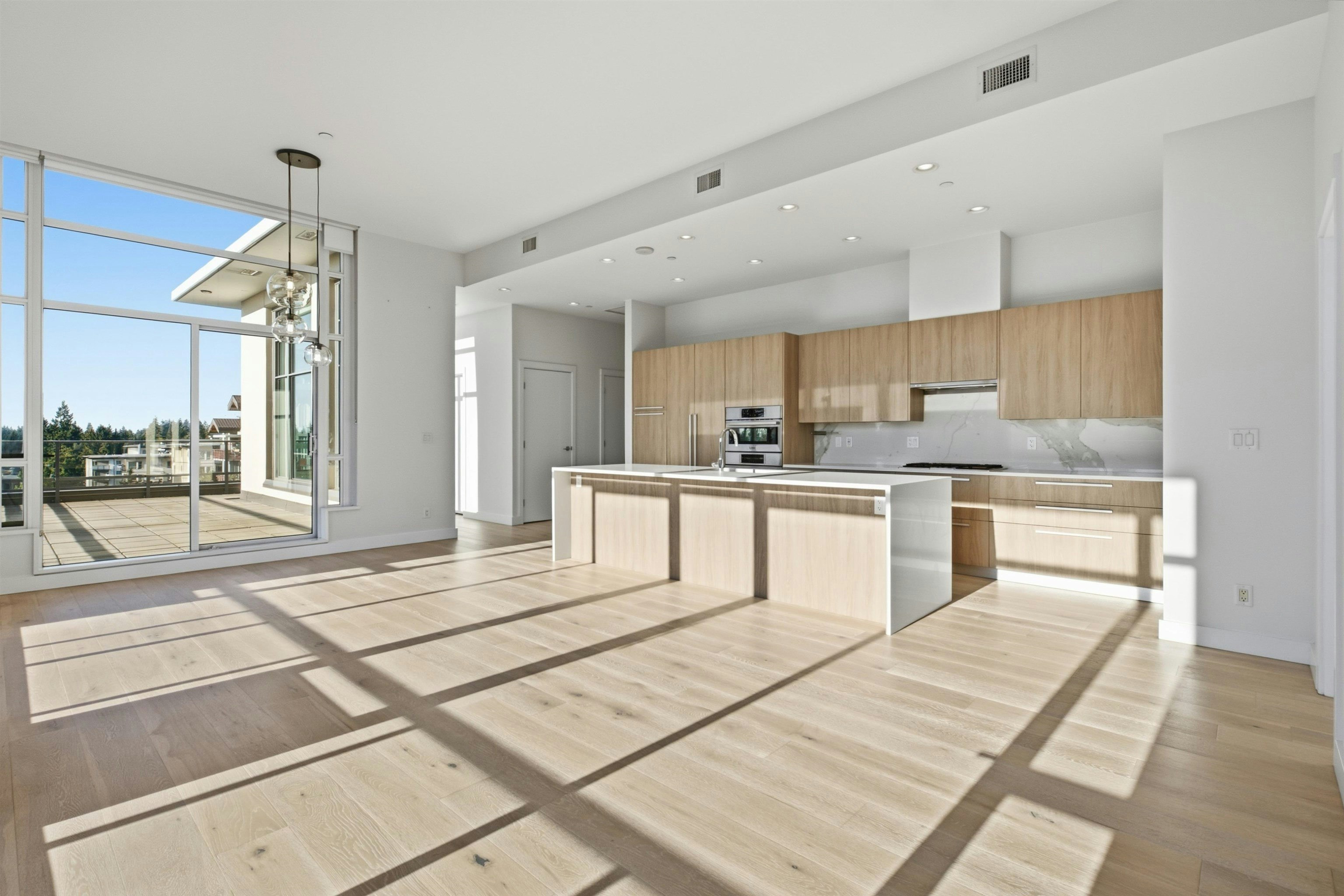 PH 504-1295 Conifer Street - 5