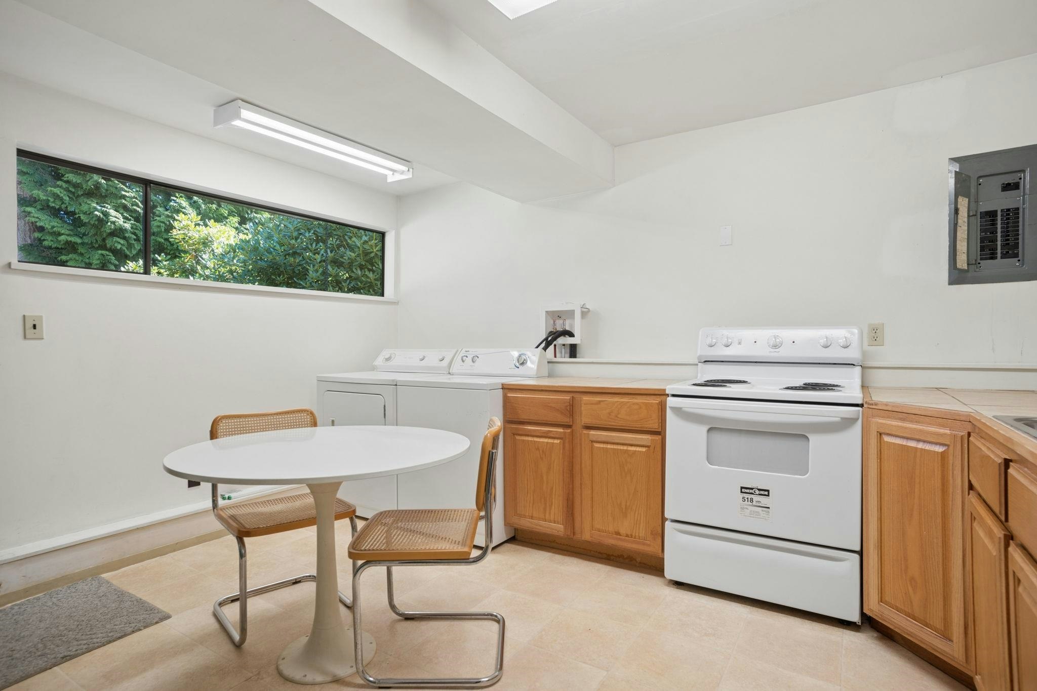 4271 Staulo Crescent, Vancouver, BC, V6N 3S1 - 26