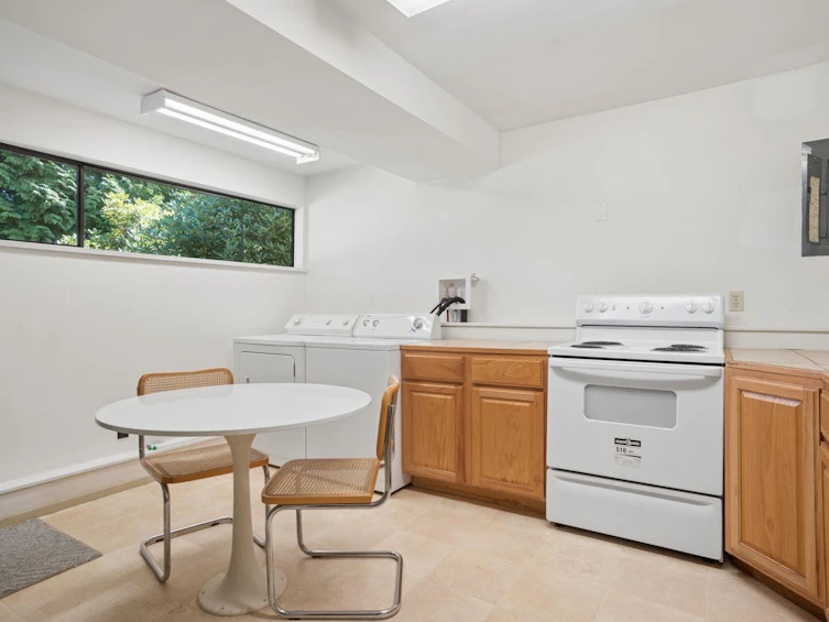 4271 Staulo Crescent, Vancouver, BC, V6N 3S1 - 26