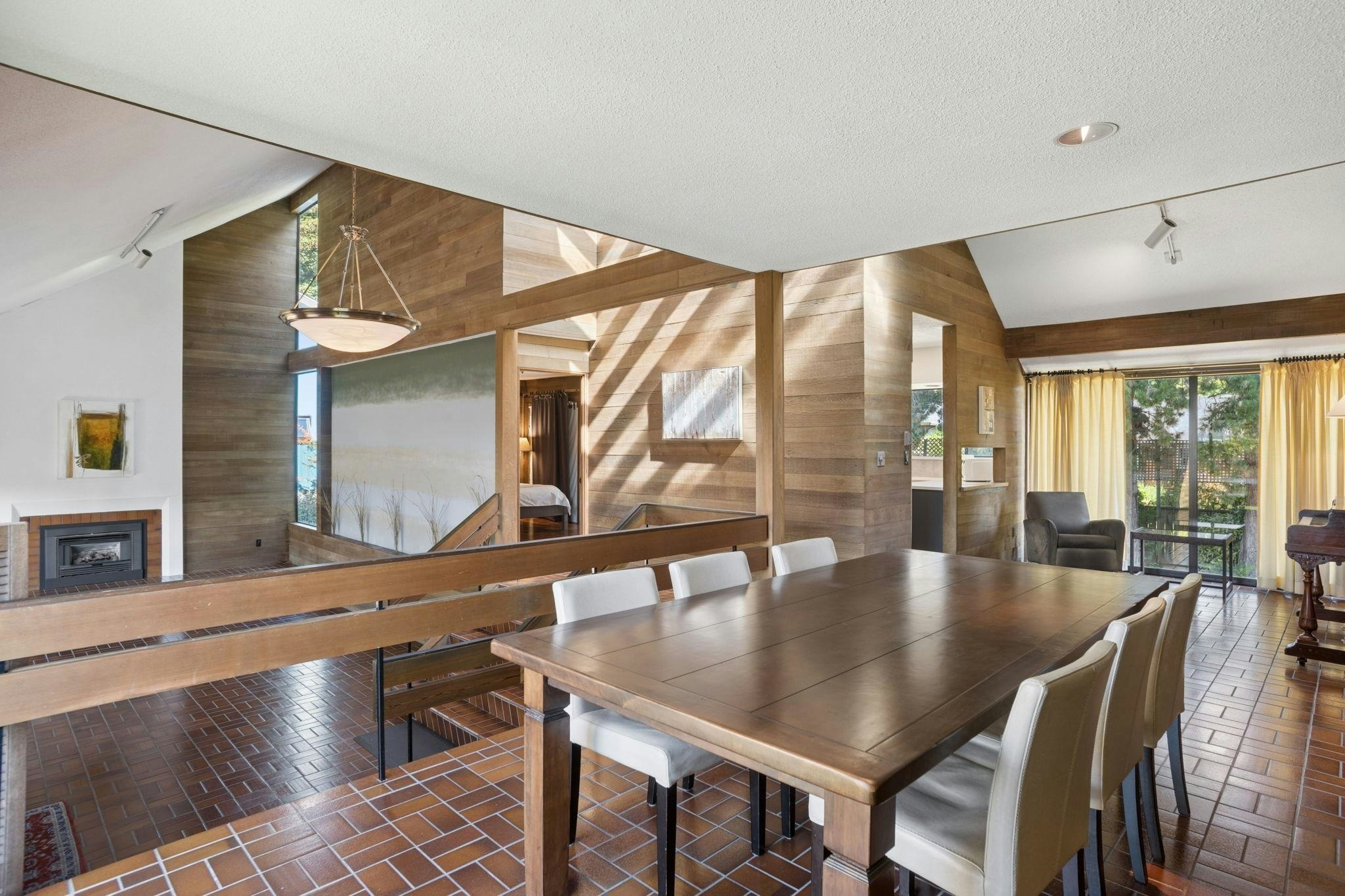 4271 Staulo Crescent, Vancouver, BC, V6N 3S1 - 4