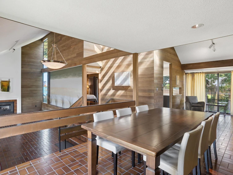 4271 Staulo Crescent, Vancouver, BC, V6N 3S1 - 4