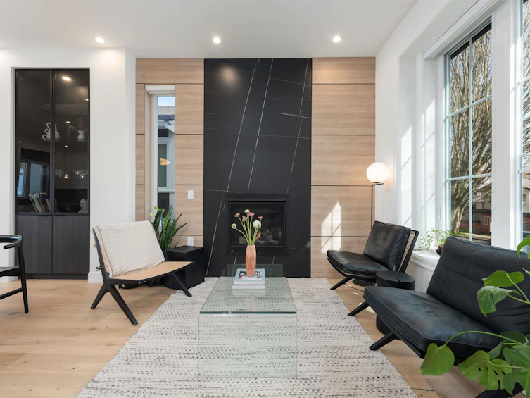 5059 Sherbrooke Street, Vancouver, BC, V5W 3M1 - 4