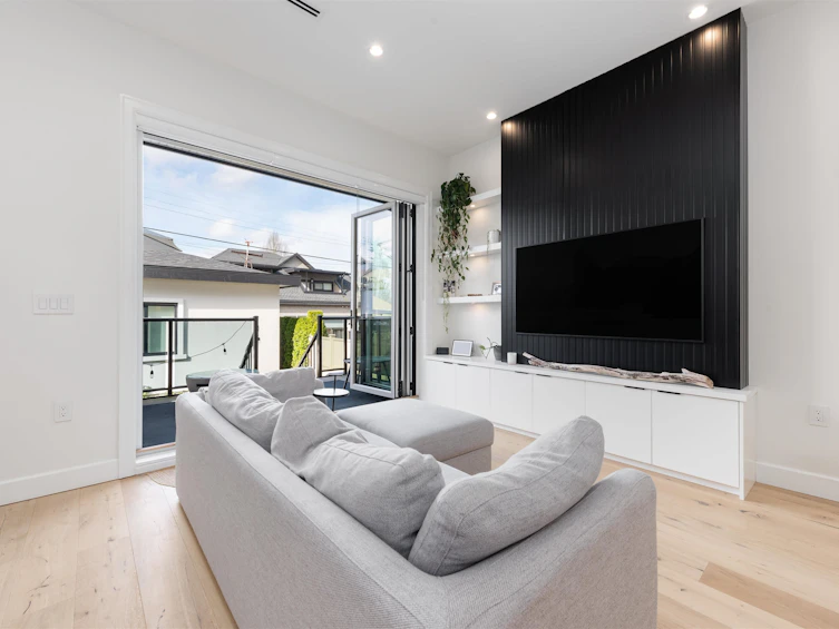 5059 Sherbrooke Street, Vancouver, BC, V5W 3M1 - 6