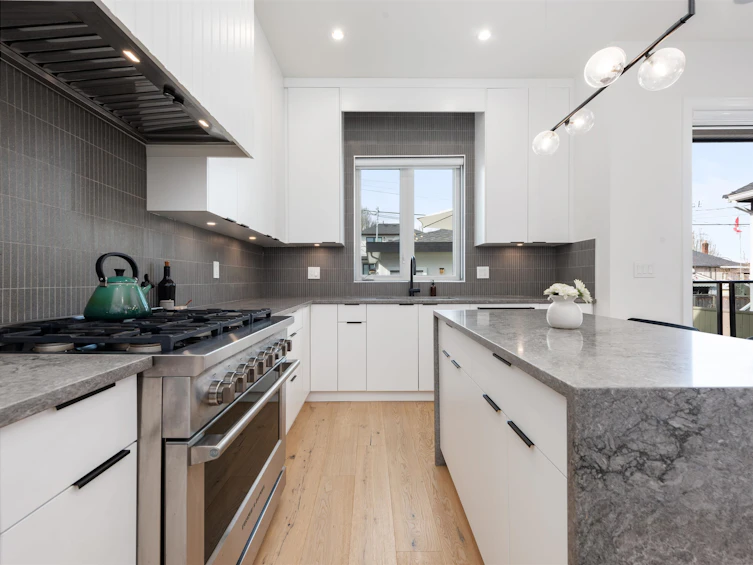 5059 Sherbrooke Street, Vancouver, BC, V5W 3M1 - 10