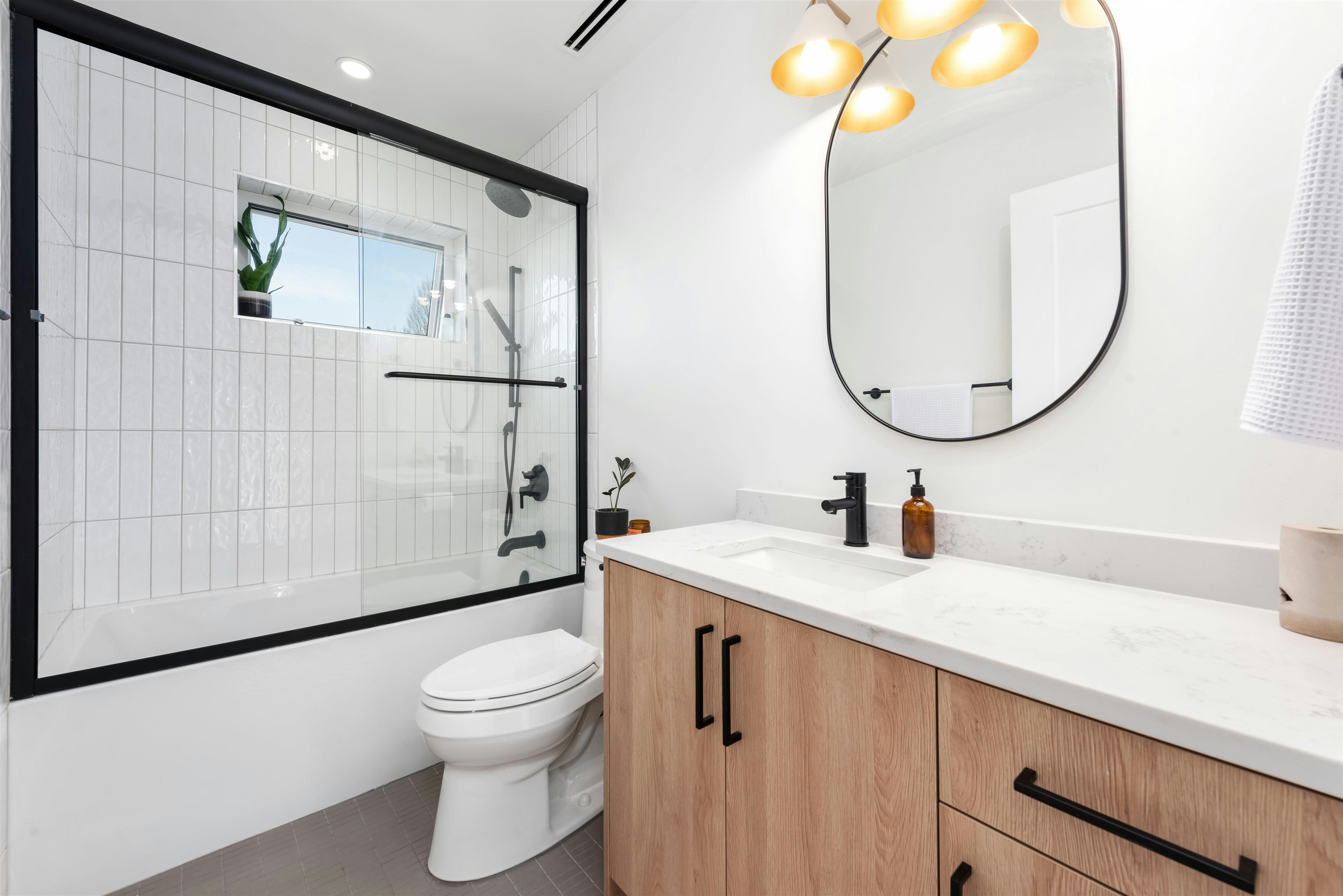 5059 Sherbrooke Street, Vancouver, BC, V5W 3M1 - 21