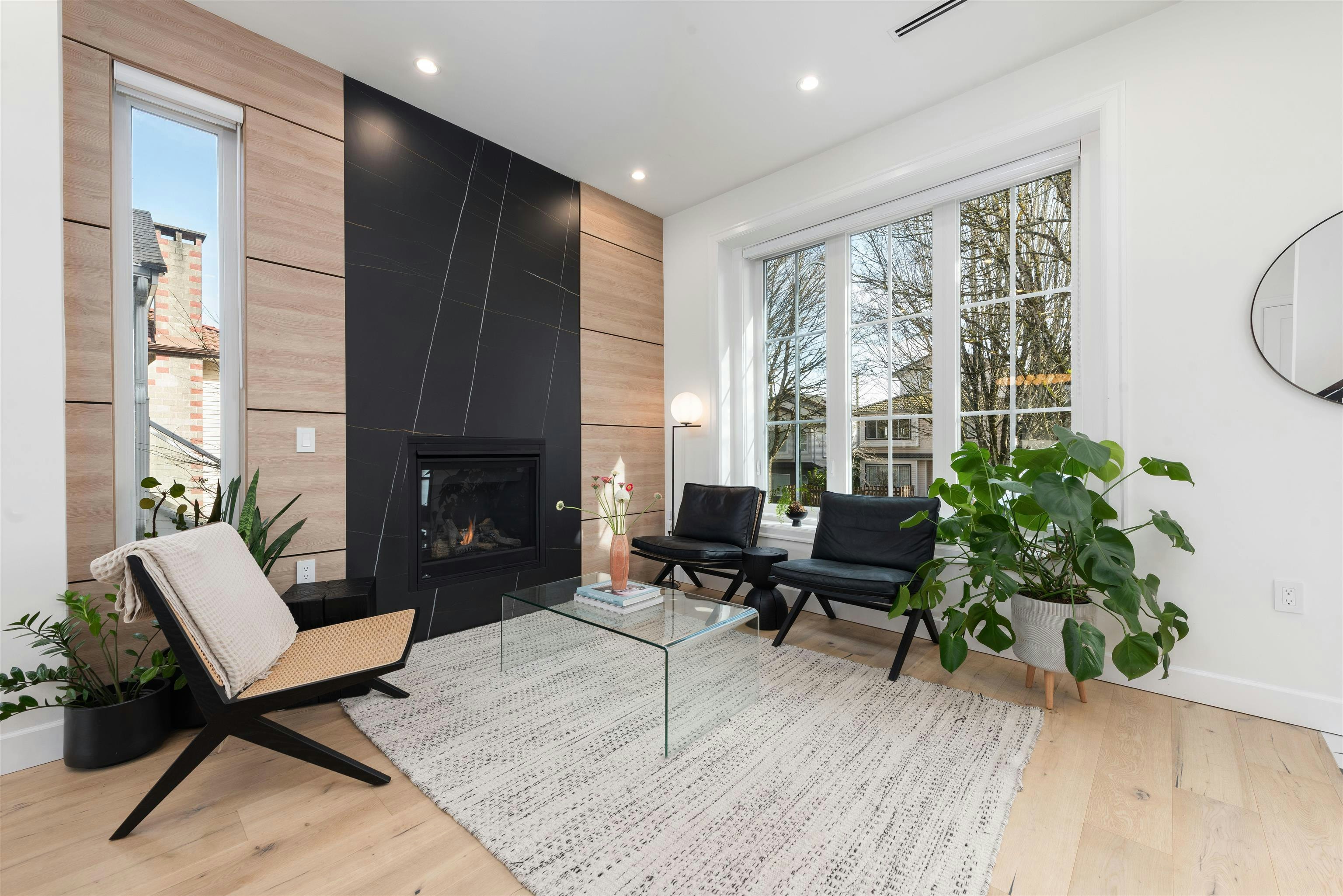 5059 Sherbrooke Street, Vancouver, BC, V5W 3M1 - 2