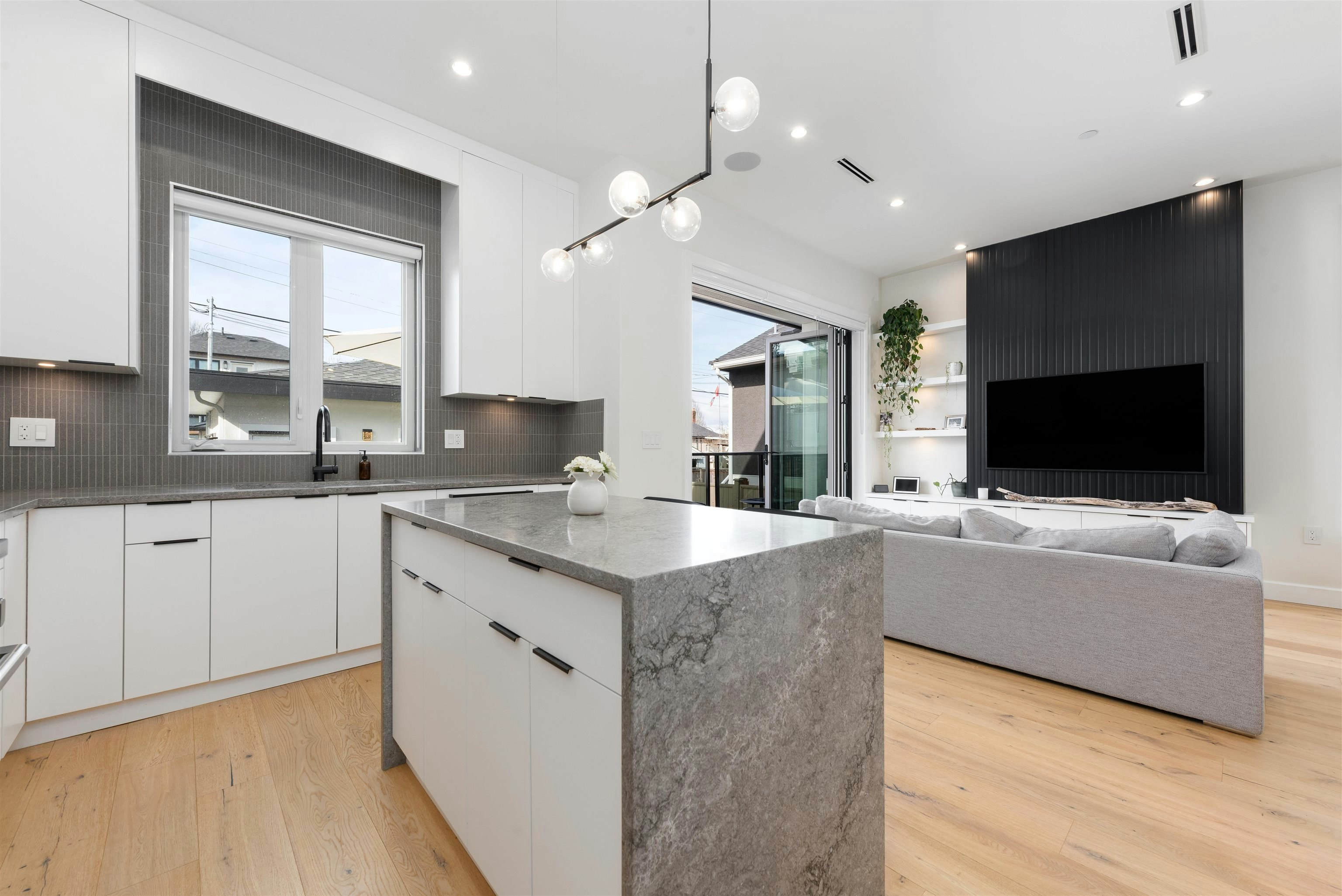 5059 Sherbrooke Street, Vancouver, BC, V5W 3M1 - 9