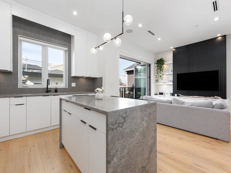 5059 Sherbrooke Street, Vancouver, BC, V5W 3M1 - 9