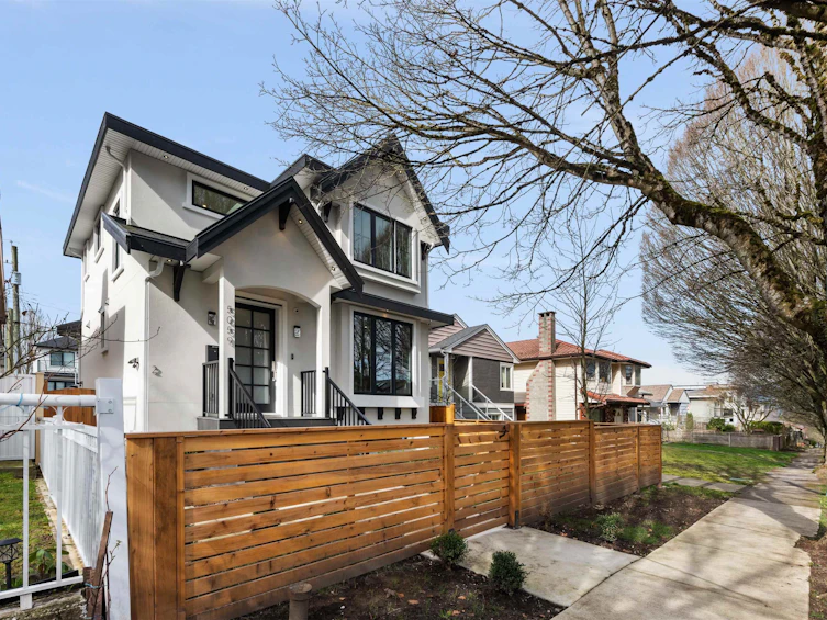 5059 Sherbrooke Street, Vancouver, BC, V5W 3M1 - 30