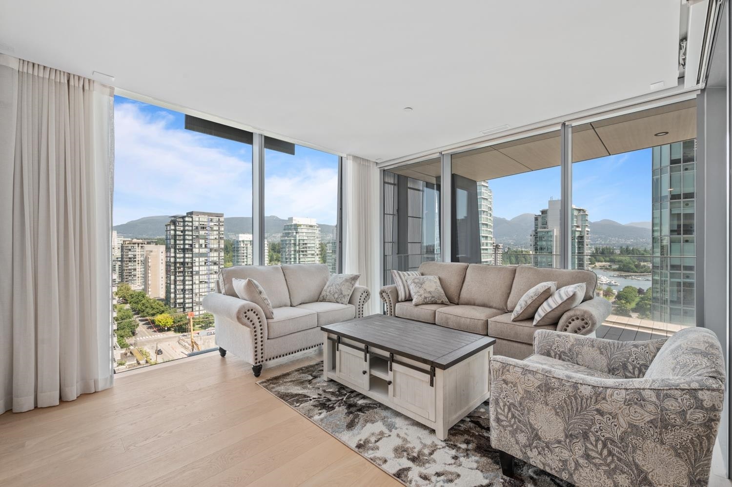 140X-1568 Alberni Street, Vancouver, BC, V6G 0E3 - 4