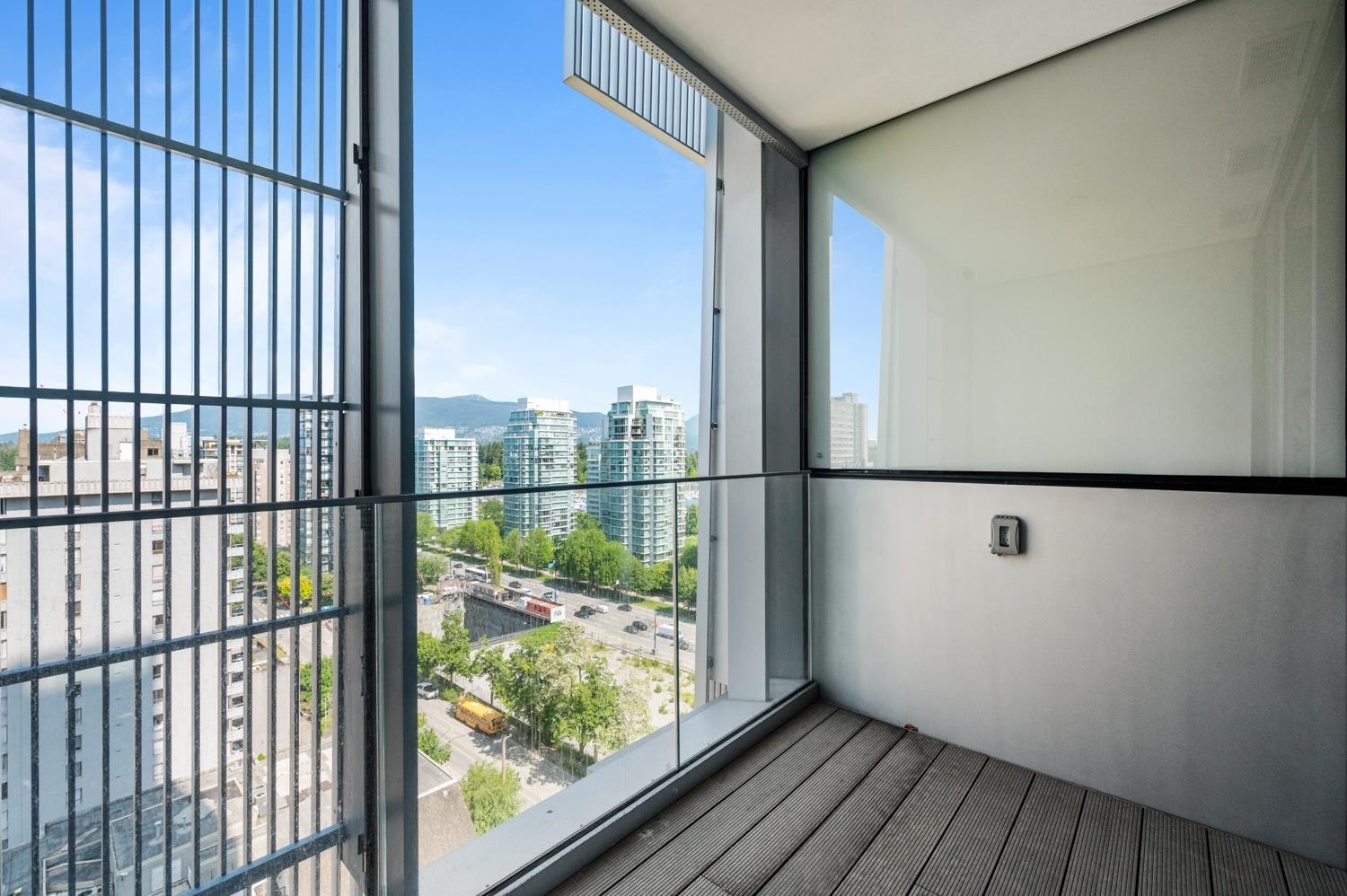 140X-1568 Alberni Street, Vancouver, BC, V6G 0E3 - 23