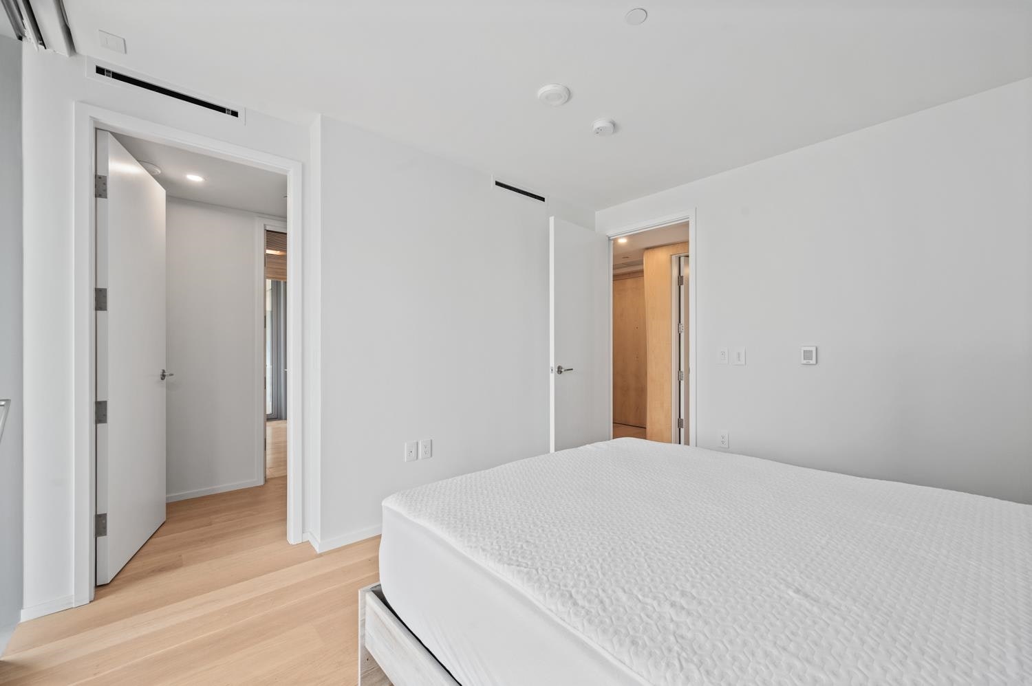 140X-1568 Alberni Street, Vancouver, BC, V6G 0E3 - 11