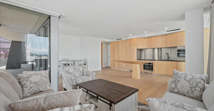 140X-1568 Alberni Street, Vancouver, BC, V6G 0E3 - 6