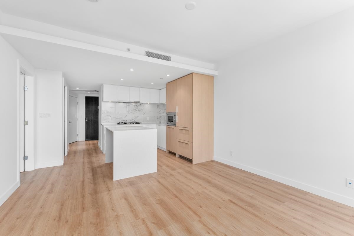 1208-1500 Fern Street, North Vancouver, BC, V7J 1H6 - 10