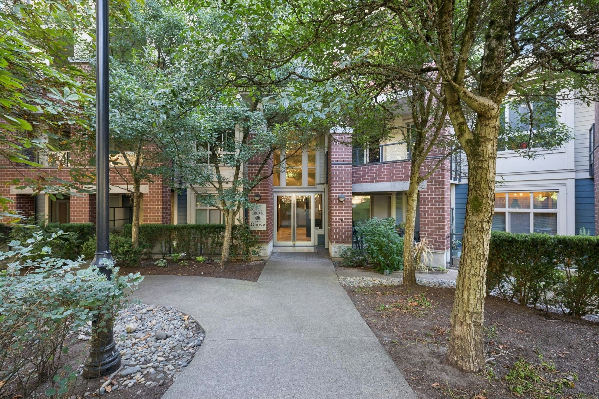 307-245 Ross Drive, New Westminster, BC, V3L 0C6 - 33