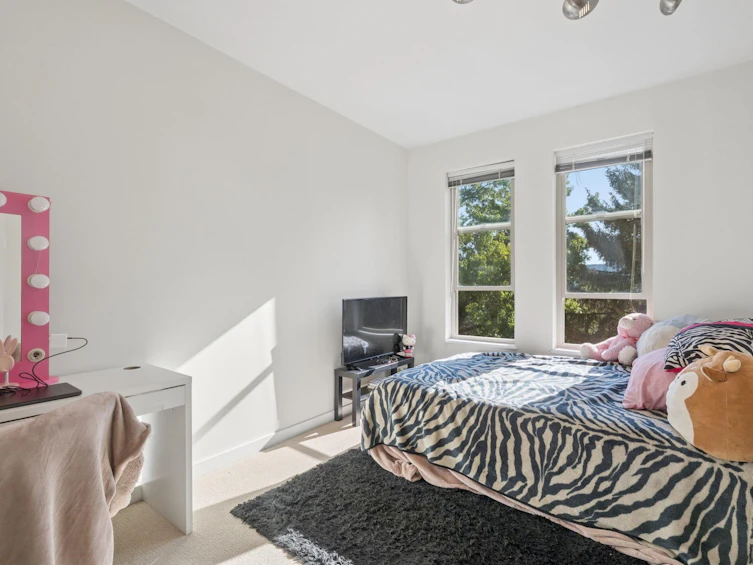 307-245 Ross Drive, New Westminster, BC, V3L 0C6 - 24